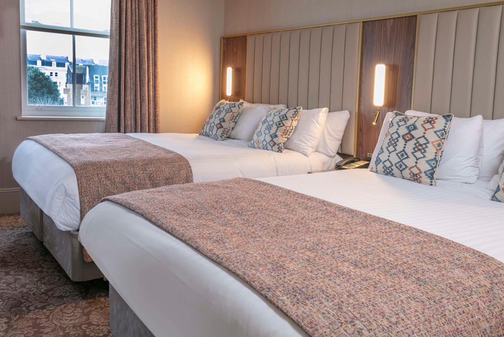 Voco The Clifton Folkestone By Ihg Hotel ภายนอก รูปภาพ