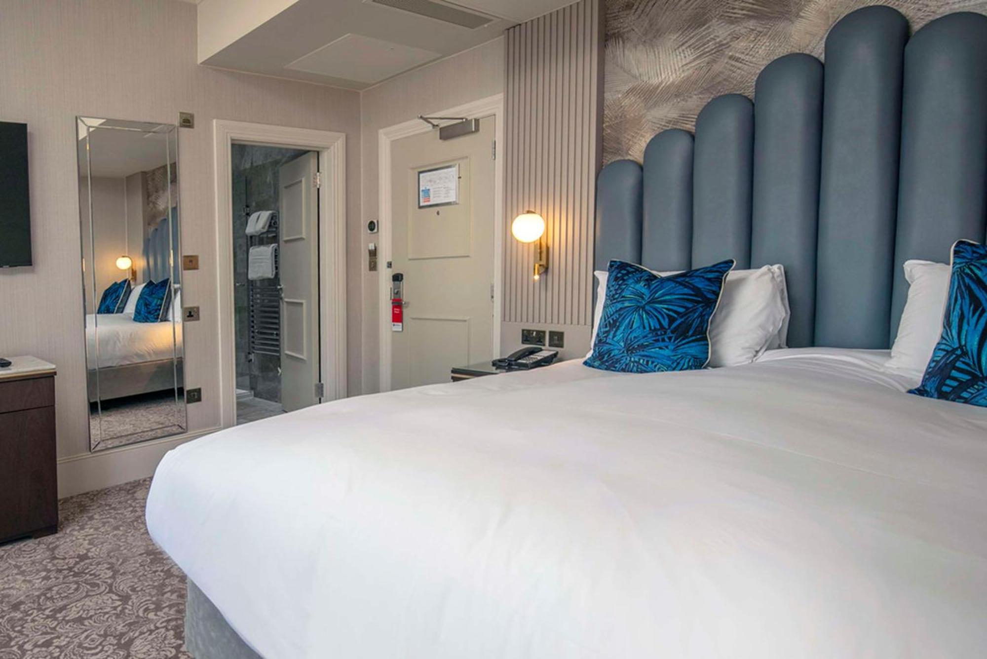 Voco The Clifton Folkestone By Ihg Hotel ภายนอก รูปภาพ