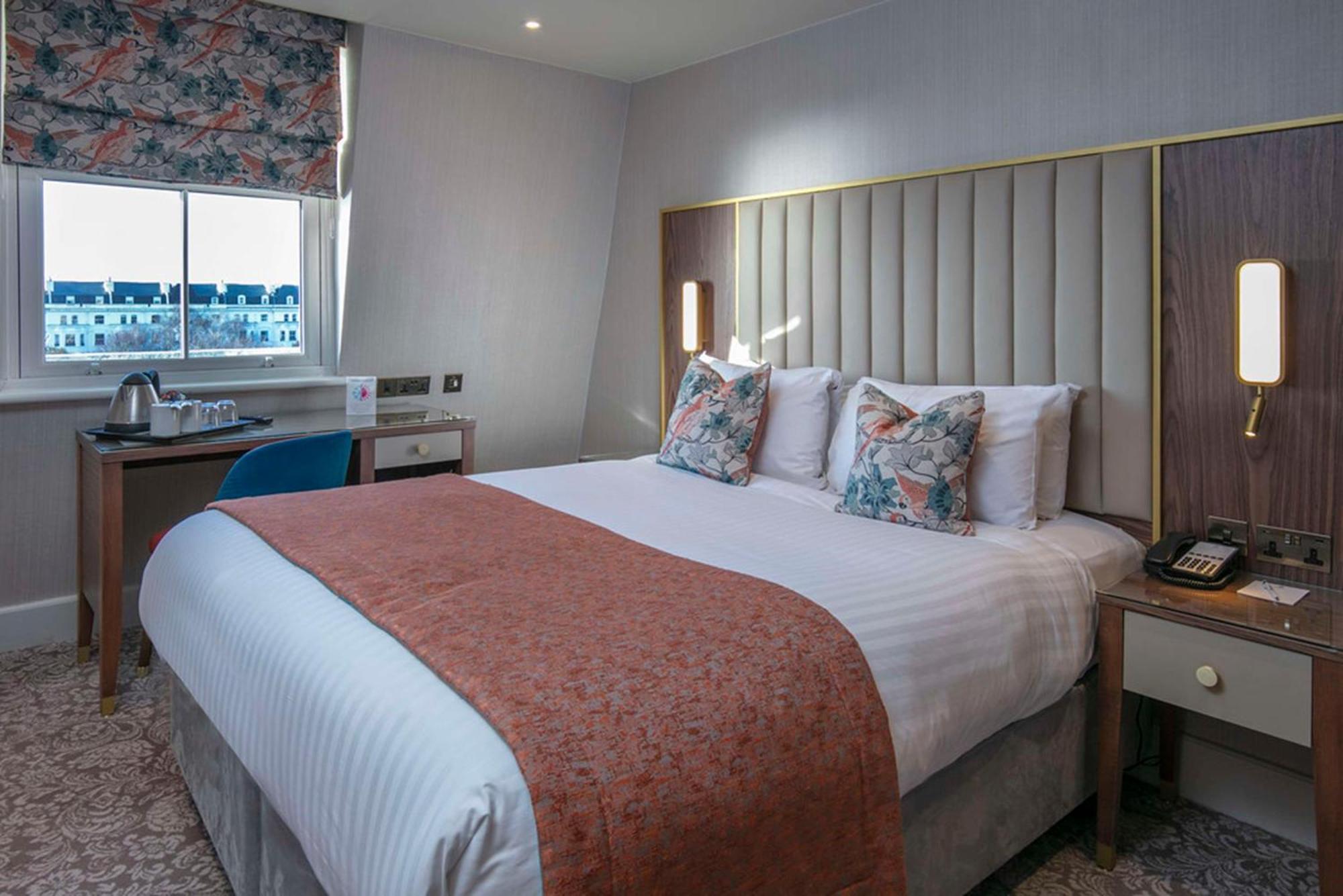 Voco The Clifton Folkestone By Ihg Hotel ภายนอก รูปภาพ