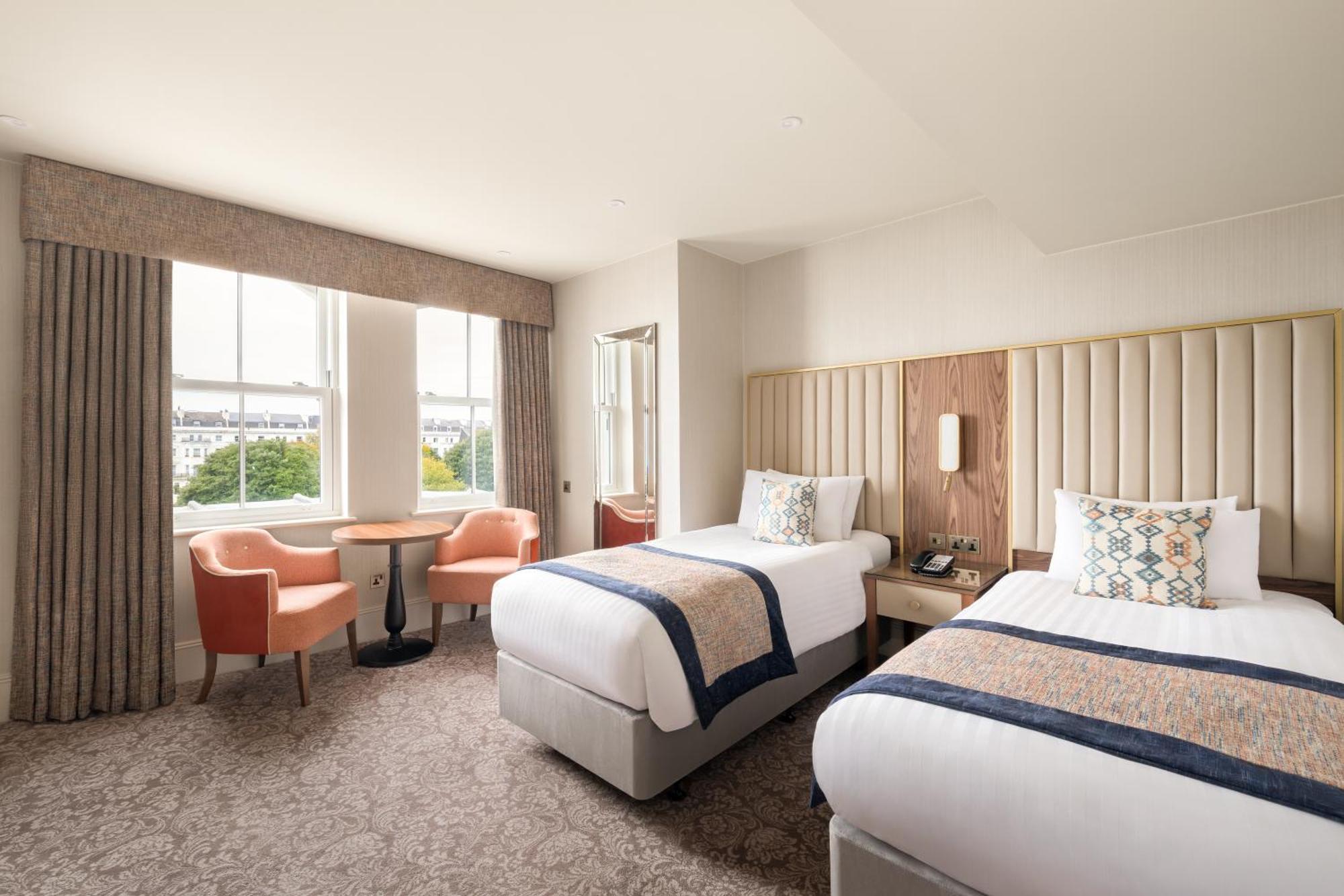 Voco The Clifton Folkestone By Ihg Hotel ภายนอก รูปภาพ