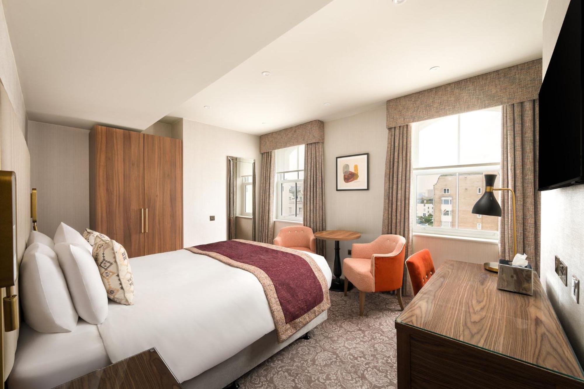 Voco The Clifton Folkestone By Ihg Hotel ภายนอก รูปภาพ